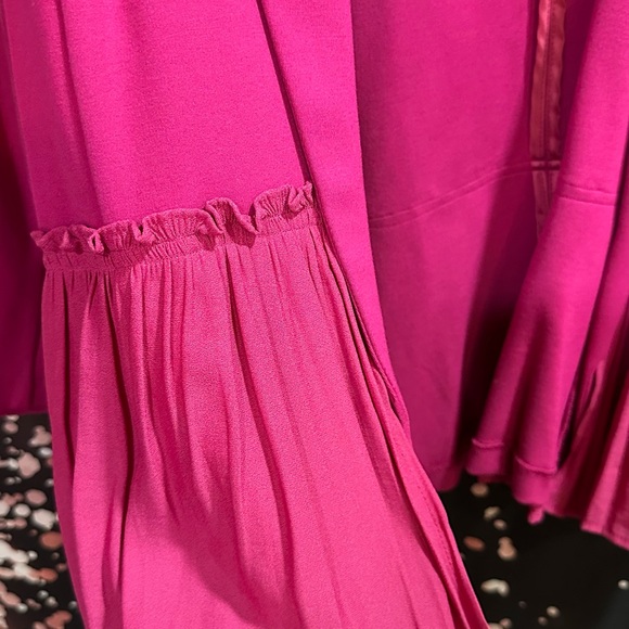 Torrid Fuchsia Ruffle Hem Open-Front Jacket -size 4 - Picture 2 of 5